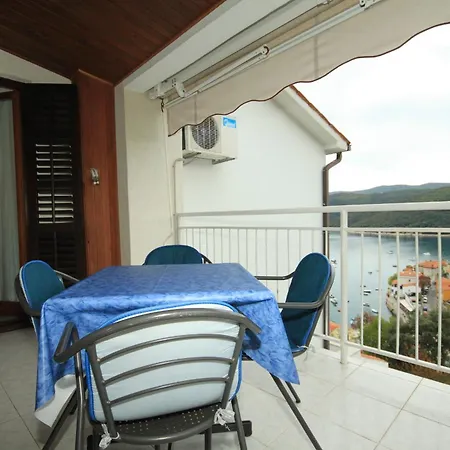 With Parking Space - Labin - 7474 Rabac